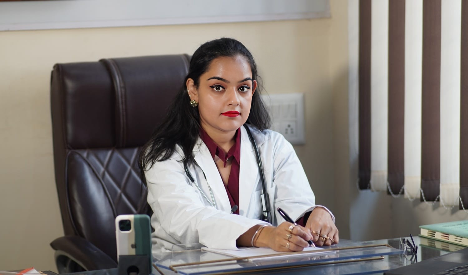 Dr Harshmeet